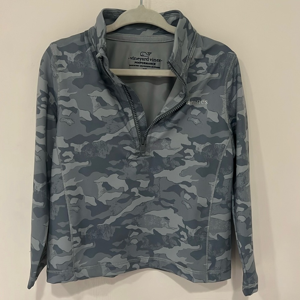 Vineyard Vines Kids Performancd Camo Gray pullover